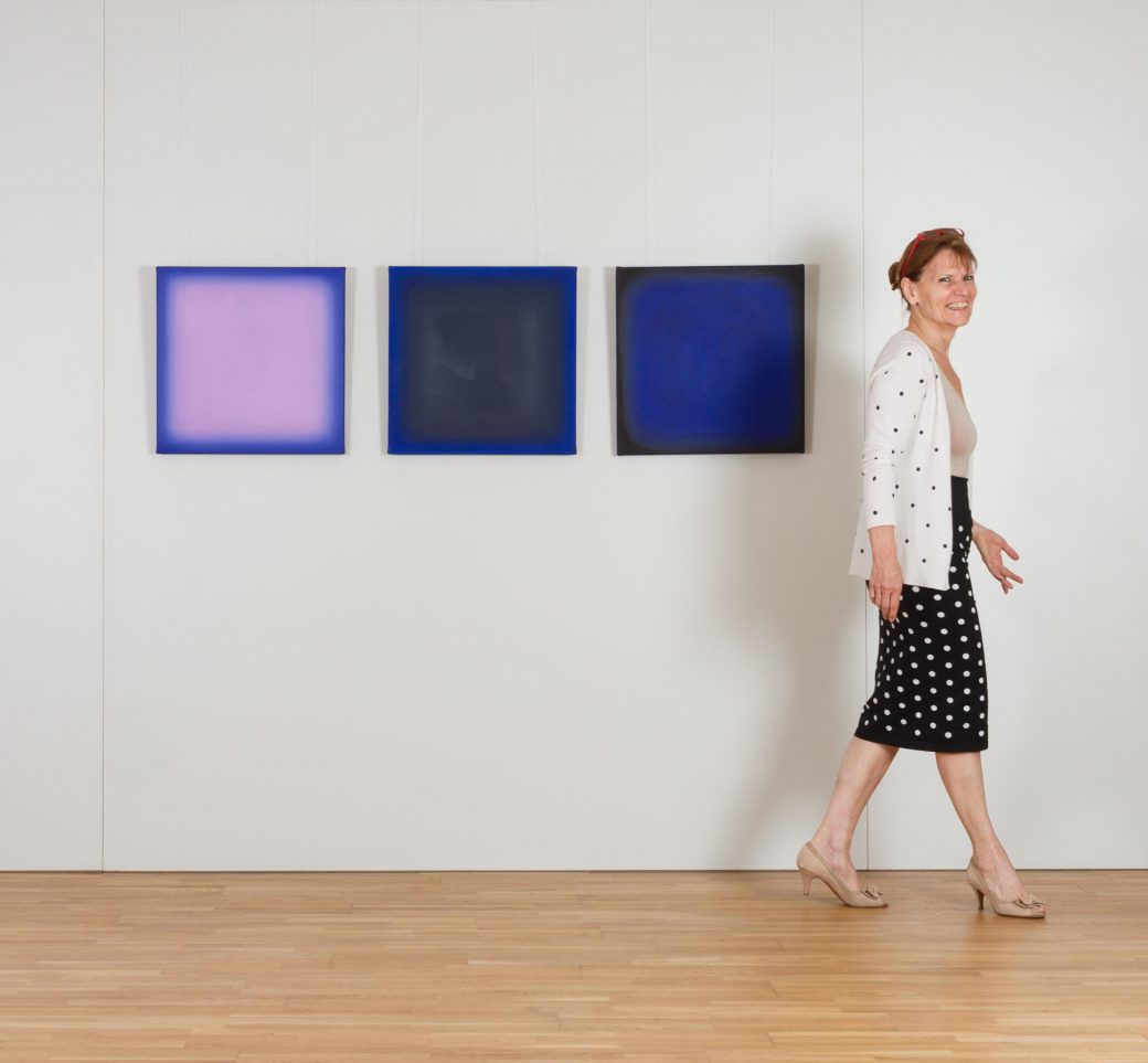 Im Gespräch mit Ernestine Faux über Farbe als Erscheinung des Lichts und den Luxus sich Zeit zu nehmen