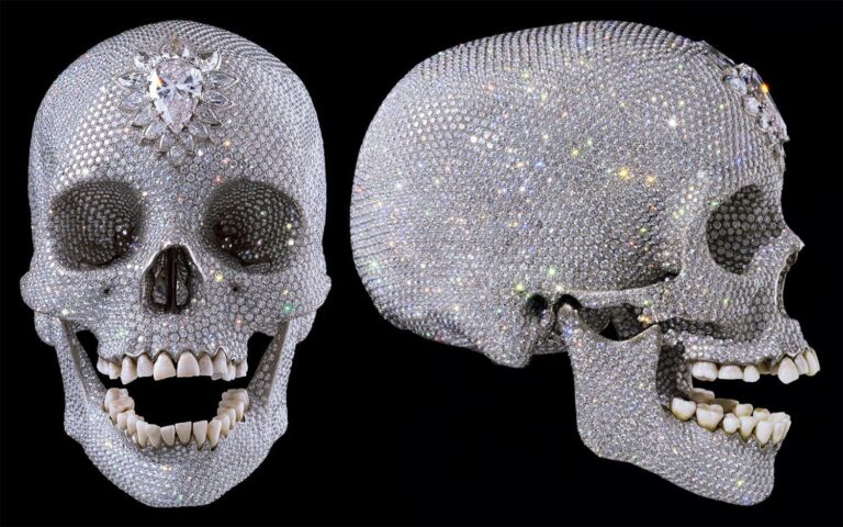 Entdecken Sie „For the Love of God“ von Damien Hirst