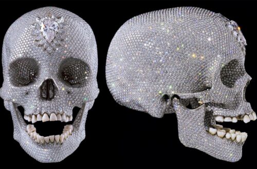 Explorando «Por el amor de Dios» de Damien Hirst Explorando «Por el amor de Dios» de Damien Hirst