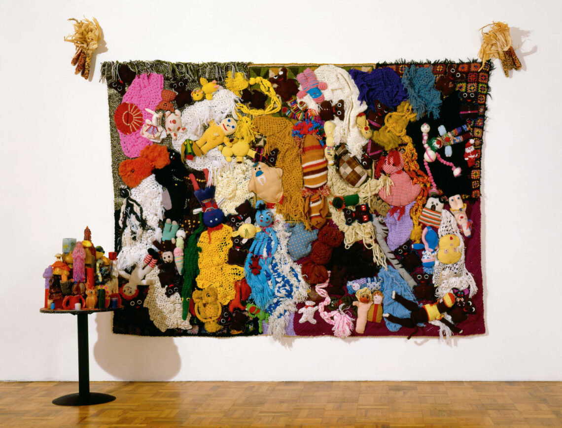 Plus d&rsquo;Heures d&rsquo;Amour Que Jamais Remboursées par Mike Kelley