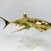 Enthüllung des Meisterwerks: Shark (Golden) von Hajime Sorayama