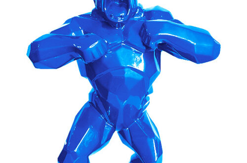 Wild Kong di Richard Orlinski: una fusione di arte e natura selvaggia Wild Kong di Richard Orlinski: una fusione di arte e natura selvaggia