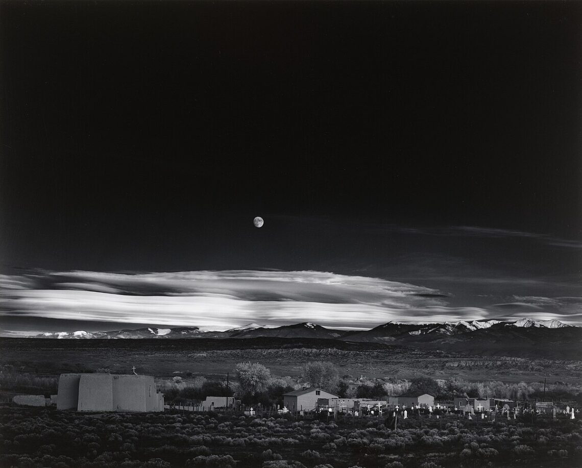 Exploration de « Moonrise, Hernandez, Nouveau-Mexique » par Ansel Adams
