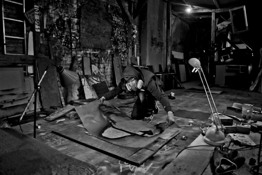 make money as an artist