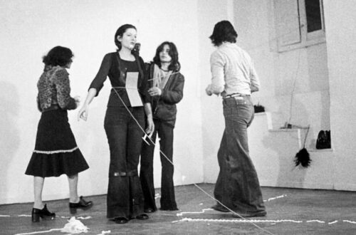 Marina Abramovics Rhythm 0 im Galerie-Spotlight