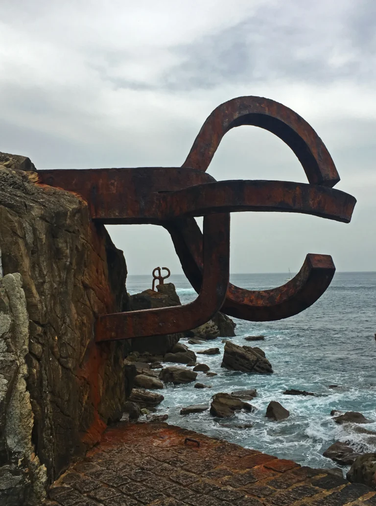Art Insight: Comb of the Wind by Eduardo Chillida