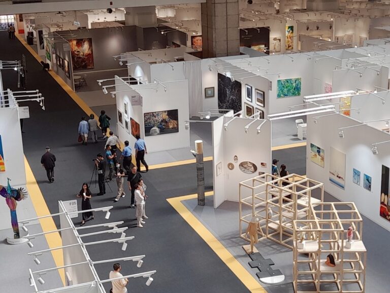 Inside FIART: The Valencia’s Premier Art Scene