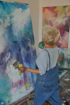Bea Schubert in the Studio