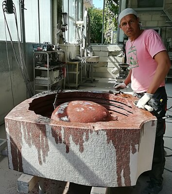 Ognyan Chitakov in the Studio: At work