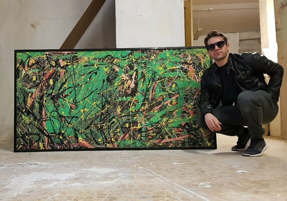 Alessio Luzzi in de studio