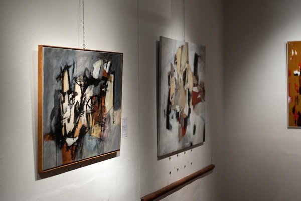 Francesco D'Adamo en el estudio: "Chimere" solo exhibition, Palazzo SS. Salvatore - S. Giovanni in P. (BO) - 2017