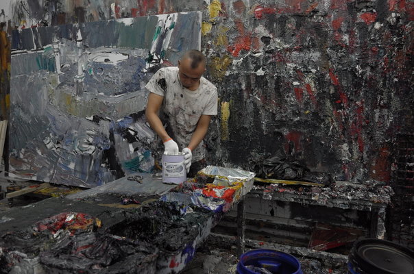 Shanchuan Lv in the Studio