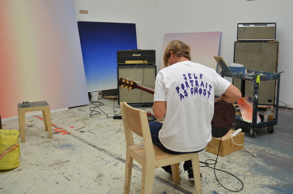 Alex Weinstein in de studio