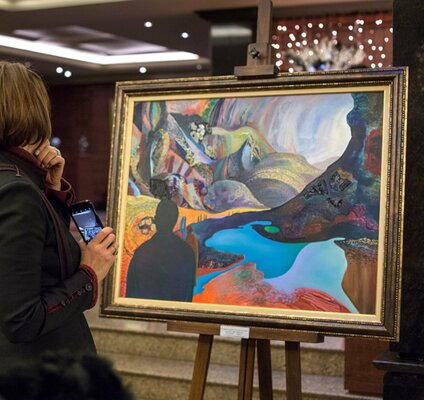 Silvia Pavlova in de studio: At Exhibition