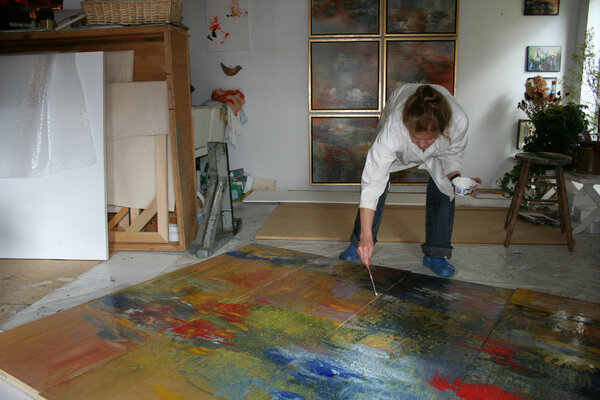 Ernestine Tahedl in the Studio