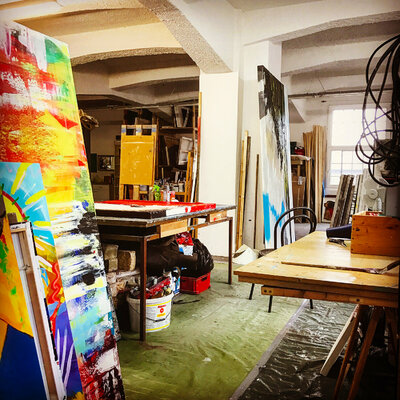 Holger Mühlbauer-Gardemin en el estudio: Geräumiges Atelier