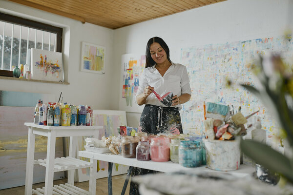 Sylwia Synak in de studio: Sylwia Synak Ausstellung Flughafen München