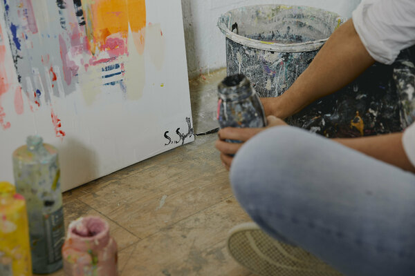 Sylwia Synak in de studio: Ausstellung Munich Art House Sylwia Synak