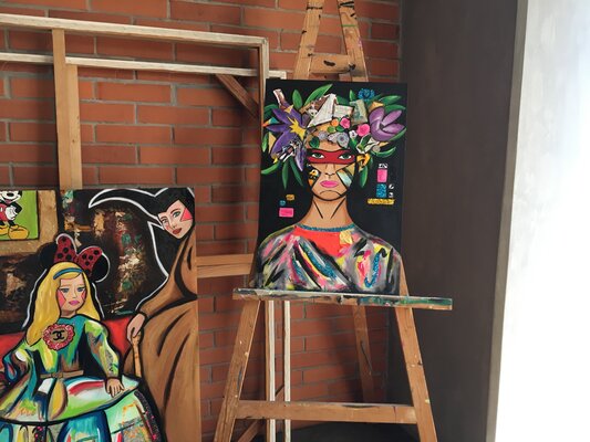 Cinthya Picazo in de studio: Obras de diferentes series convergen para darle unidad a mi estilo.