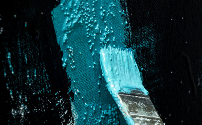 Jelena Antic in the Studio: close up