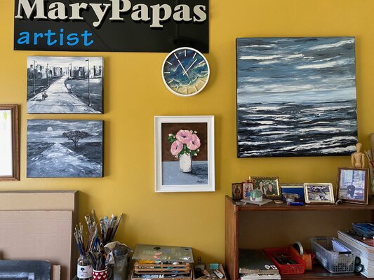 Mary Papas im Studio