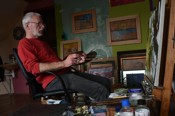 Adam Faglio en el estudio