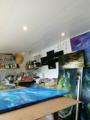 Dann in de studio: Mon Atelier,  les toiles sèchent ...