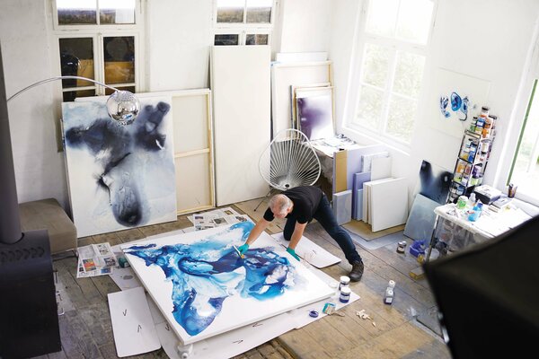 Fintan Whelan in de studio: Being submerged in the working process can be sometimes very challenging