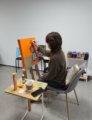 Mia Kim nello studio