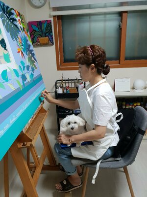 Mia Kim nello studio