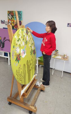 Mia Kim nello studio