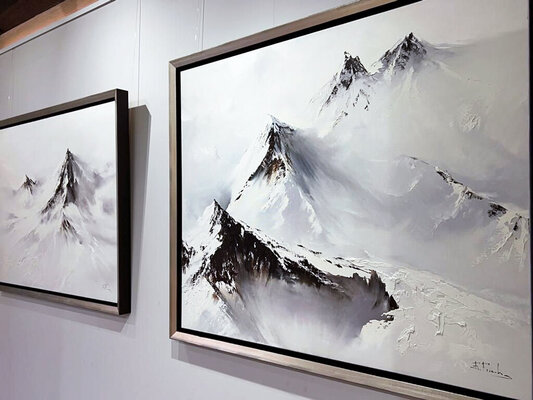 Bozhena Fuchs in the Studio: My Snow Mountain paintings are currently on display at Cotswold Contemporary gallery in the UK