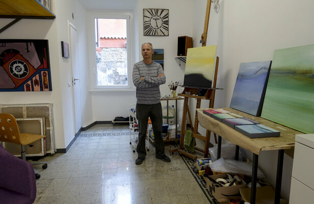 Pier Maurizio Greco nello studio