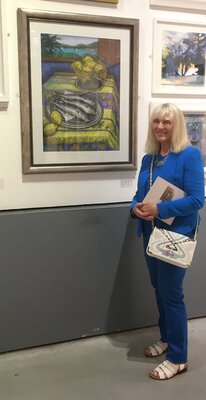 Patricia Clements im Studio: Photo at the Mall gallery Society of Women Artists exhibition of me and my pastel artwork selected