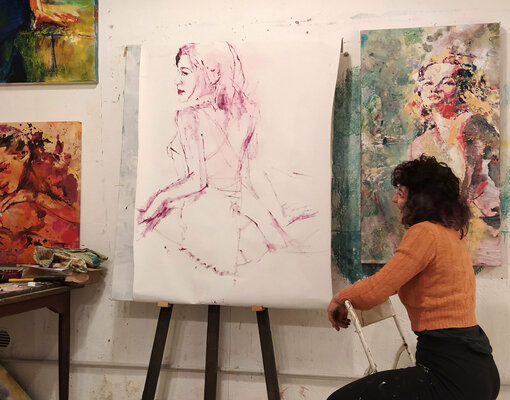 Chiara Abbaticchio in de studio