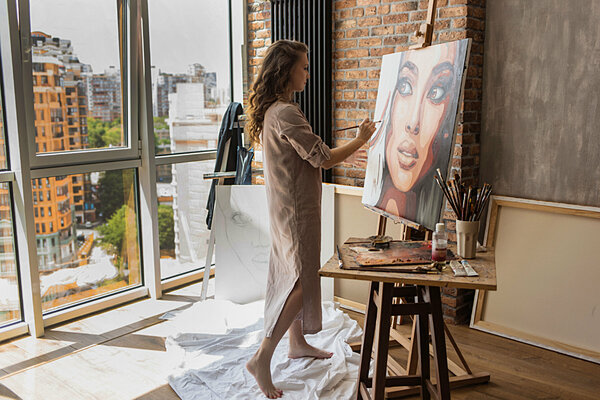 Anna Briukhovetska im Studio