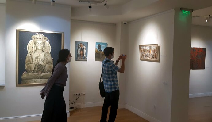 Grigor Velev in de studio: Group Exhibition, June 2020
