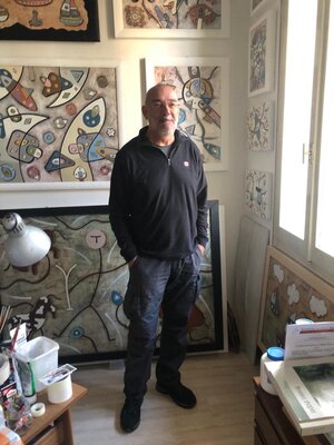 Andrea Benetti nello studio: Andrea Benetti nel suo studio a Bologna