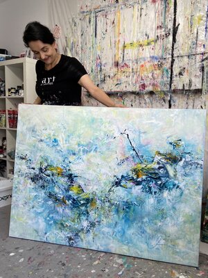 Maria Bevilacqua-Fischer in the Studio: Maria Bevilacqua-Fischer in studio 2022 - artwork SOLD
