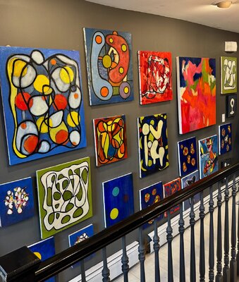Steven Miller dans le studio: Studio art works