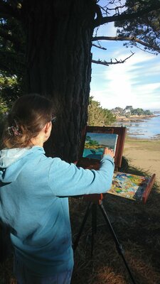Nathalie Jaguin en el estudio: Plein air painting sur l'île de Bréhat