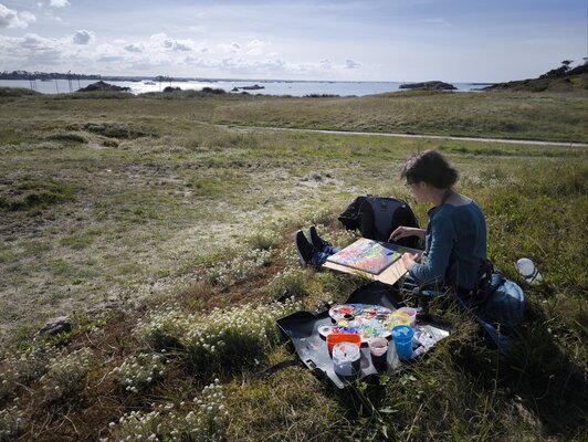 Nathalie Jaguin en el estudio: Plein air painting sur l'île de Batz