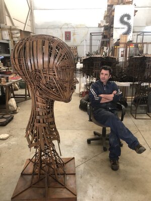 Fernando Suárez Reguera nello studio: Artista en su estudio