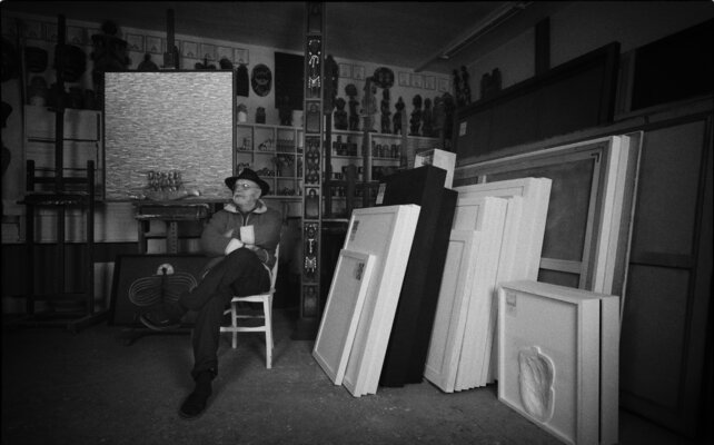 Gastone Cecconello en el estudio