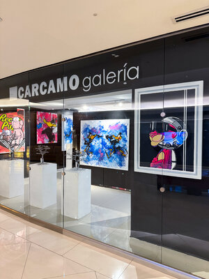 Esteban Vera dans le studio