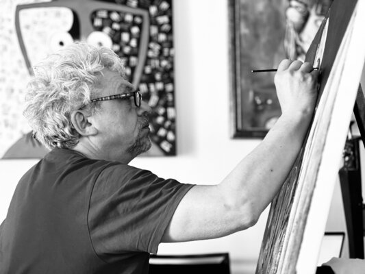 Mikhail Baranovskiy in de studio