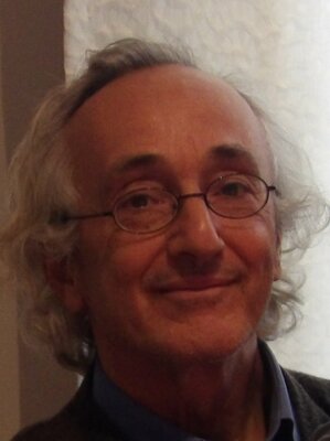 Cecco Mariniello in the Studio