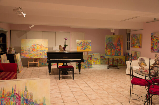 Brigitte Bargain en el estudio