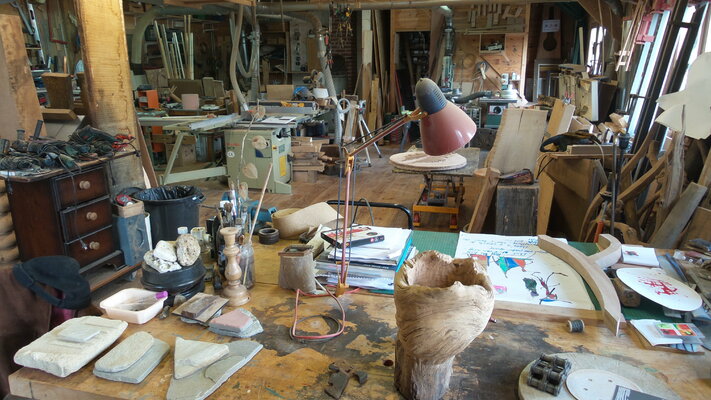 Marc Laffolay en el estudio: Une partie de l'atleier de sculpture - A part of the sculpture studio