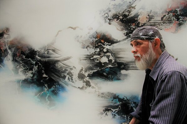 Calvin Chih-Hao Teng im Studio